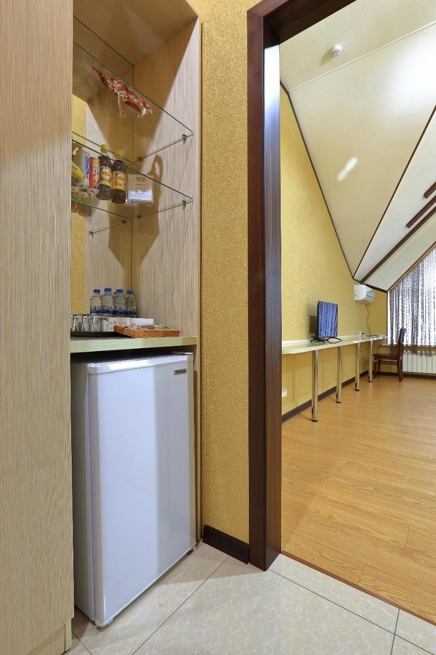 Hotel Seven Seasons タシュケント エクステリア 写真